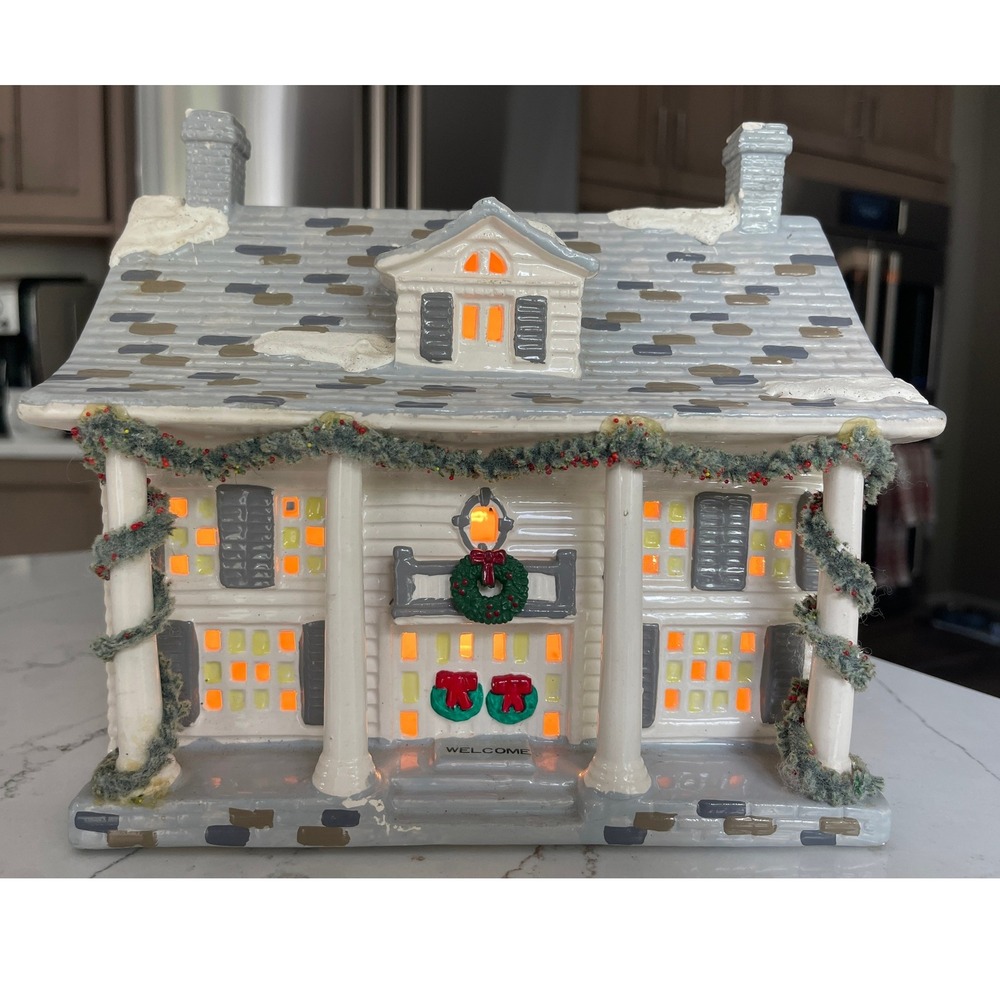 Department 56 Snow Village CUMBERLAND HOUSE Lighted Christmas 54857 unboxed